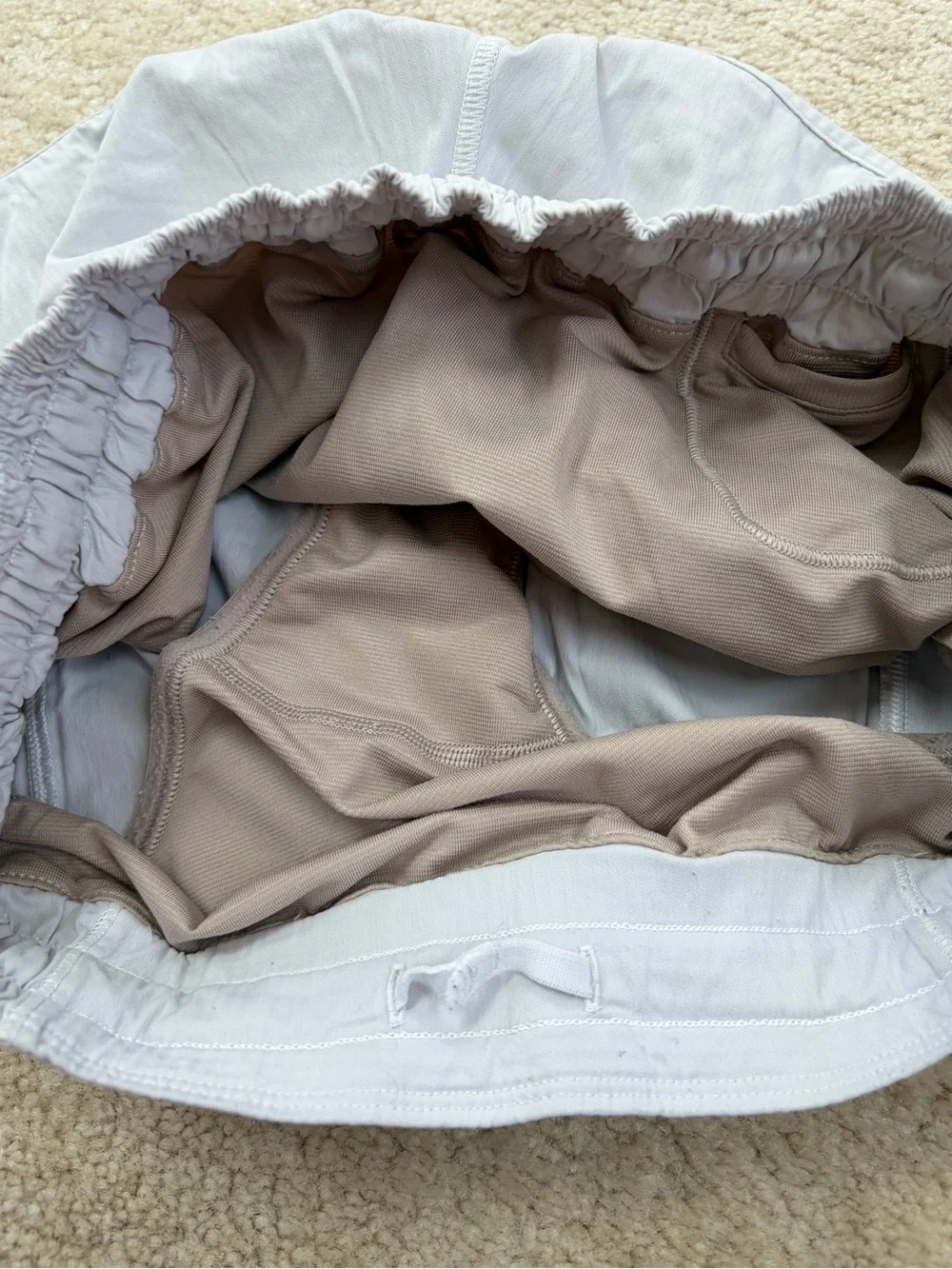 Lululemon Size 8 Hotty Hot Short II *2.5